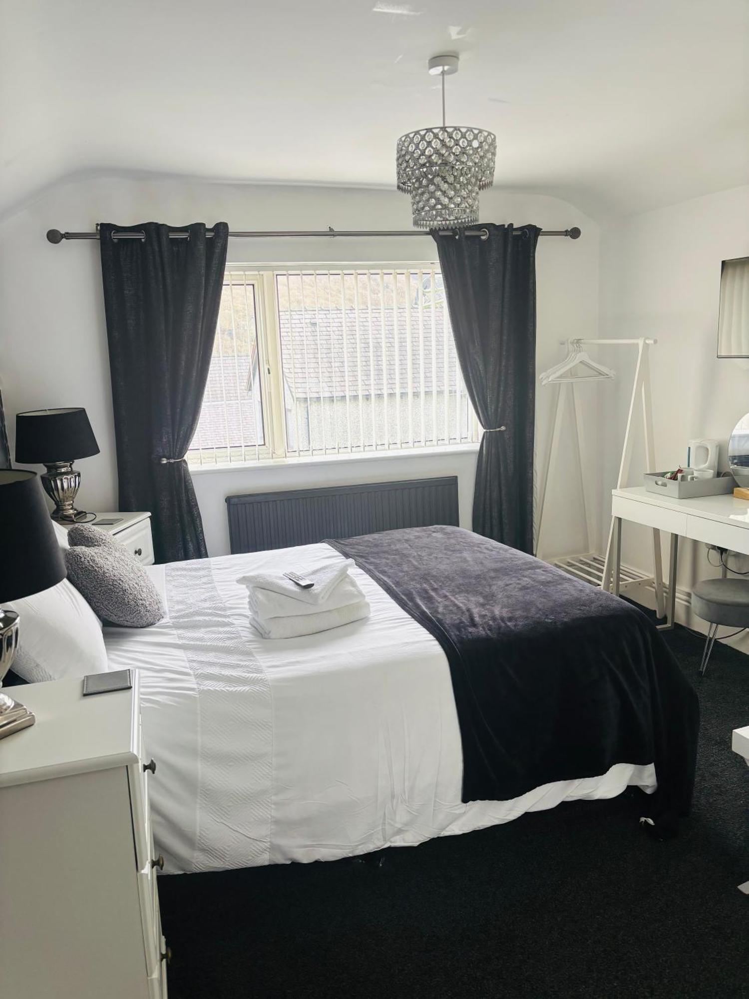 Idan House Bed & Breakfast Ланберис Екстериор снимка