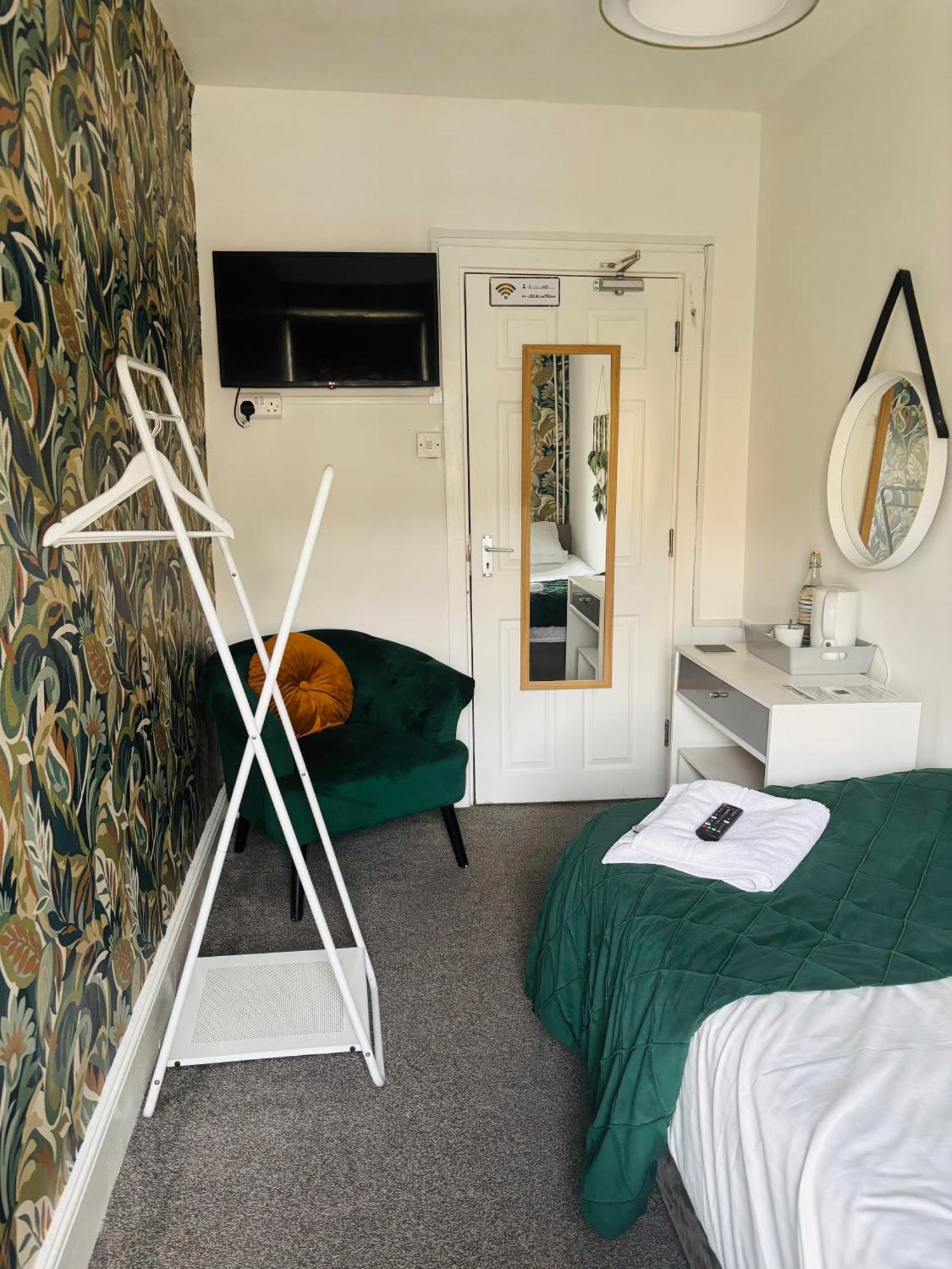 Idan House Bed & Breakfast Ланберис Екстериор снимка